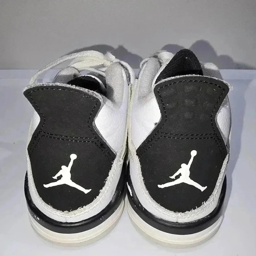 Nike Air Jordan 4 Retro Military Black Size 1Y BQ7669-111 - Picture 2 of 8